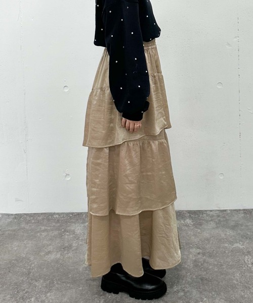 archives（アルシーヴ）の「グロッシーランダムティアードスカート（スカート・レディース・ベージュ/ブラック/アイボリー/オレンジ・MEDIUM）」の20枚目の写真