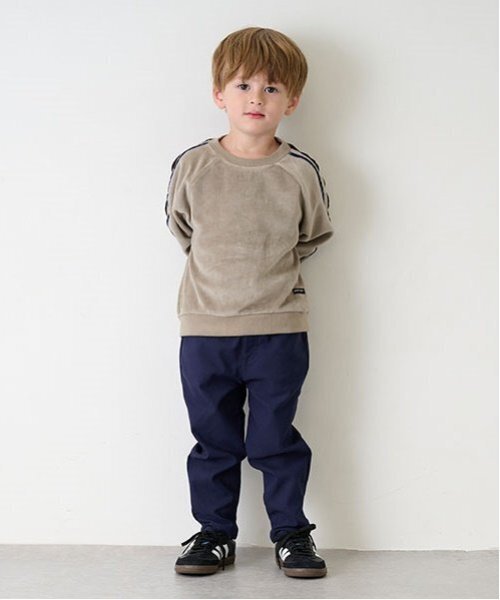 petit main（プティマイン）の「裏起毛のびのびストレッチパンツ（スウェットパンツ・キッズ・ブルーグリーン/キナリ/ネイビー/チャコール/ダークブラウン・80ｃｍ/90cm/100cm/110cm/120cm/130cm）」の4枚目の写真