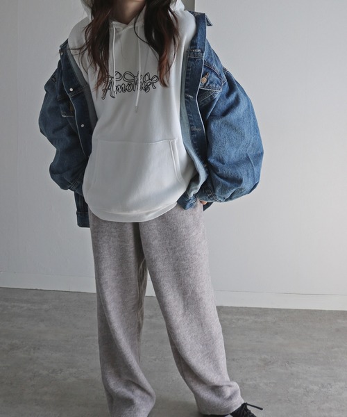 COURO（コウロ）の「リボンアート/ハートアート文字刺繍プルオーバーパーカー（パーカー・レディース・グレー/チャコールグレー/グレー系/ネイビー系/ブラック/ホワイト系/アイボリー/ホワイト/オートミール/ネイビー/チャコール/ブラック系・M/L）」の13枚目の写真