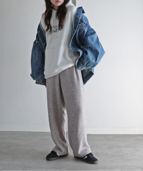 COURO（コウロ）の「リボンアート/ハートアート文字刺繍プルオーバーパーカー（パーカー・レディース・グレー/チャコールグレー/グレー系/ネイビー系/ブラック/ホワイト系/アイボリー/ホワイト/オートミール/ネイビー/チャコール/ブラック系・M/L）」の16枚目の写真