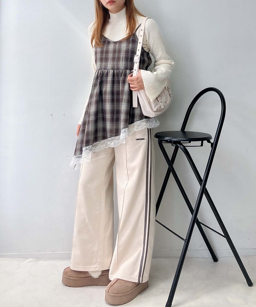 AS KNOW AS plus（アズノゥアズプラス）の「◇伸びイージースラックス（スラックス・レディース・ブラック系/ブラウン系/グレー系/アイボリー系/グレー系2/ブラック系2/サックスブルー系2/ブラウン系1/アイボリー系1/グレー系3/カーキ系3/アイボリー系3・FREE）」の21枚目の写真