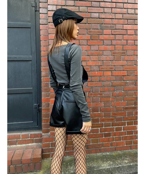 EGOIST（エゴイスト）の「ソフトフェイクレザーサロペット（サロペット/オーバーオール・レディース・ブラック・S/M）」の18枚目の写真