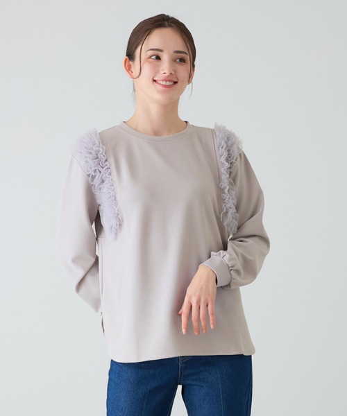 Jayro(ジャイロ)の「肩フリルプルオーバー(Tシャツ/カットソー・レディース・ライトグレー/ベージュ/ブラック・FREE)」の3枚目の写真