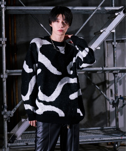 Ellno Loset(エルノロゼット)の「ニュアンスラインニット(ニット/セーター・メンズ・ブルーグレー/ブラック・LARGE/MEDIUM/SMALL)」の3枚目の写真