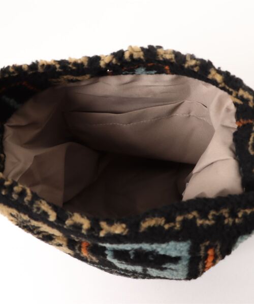 NOLITA LABORATORY(ノリータラボラトリー)の「【 NOLITA / ノリータ 】ボヘミアン エスニック柄 ボア ショルダーバッグ(ショルダーバッグ・レディース・ブラック/レッド/ブラウン・FREE)」の14枚目の写真