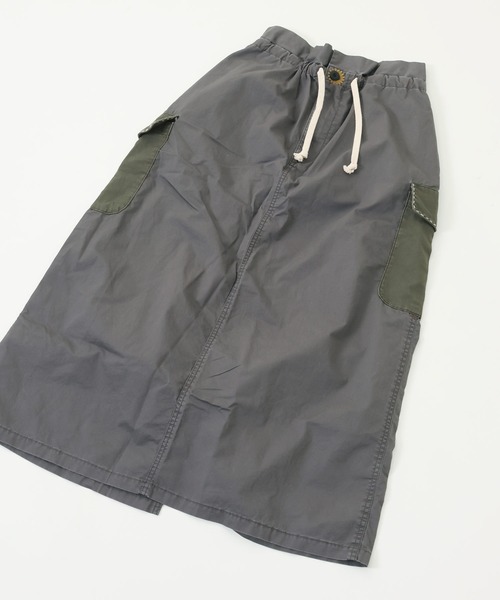 KRIFF MAYER Lady's Collection（クリフメイヤーレディースコレクション）の「クラフト刺繍カーゴスカート（スカート・レディース・チャコール/ベージュ/イエロー/ナチュラル/セージグリーン・MEDIUM/LARGE）」の2枚目の写真