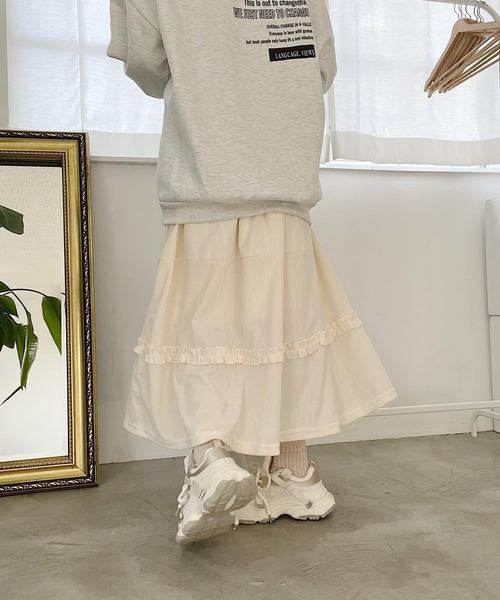 Nana(ナナ)の「コーデュロイティアードロングスカート(スカート・レディース・ブラック/アイボリー・FREE)」の4枚目の写真