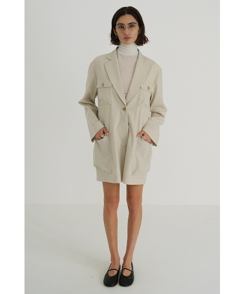 CLANE(クラネ)の「CLANE/クラネ/MILITARY SHORT ALL IN ONE(つなぎ/オールインワン・レディース・ブラック/アイボリー・1)」の4枚目の写真