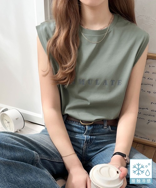 classicalelf(クラシカルエルフ)の「【接触冷感機能】ひんやりタッチで夏もさらり!レターロゴプリントノースリーブカットソー(Tシャツ/カットソー・レディース・ブラック/グレイッシュベージュ/チャコール/グリーン/ホワイト・LARGE/MEDIUM/SMALL/X-LARGE)」の5枚目の写真