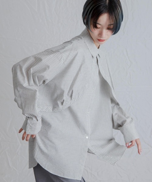 KBF(ケイビーエフ)の「チェックレイヤードBIGシャツ(シャツ/ブラウス・レディース・オフホワイト/ネイビー/アイボリー・ONE)」の12枚目の写真