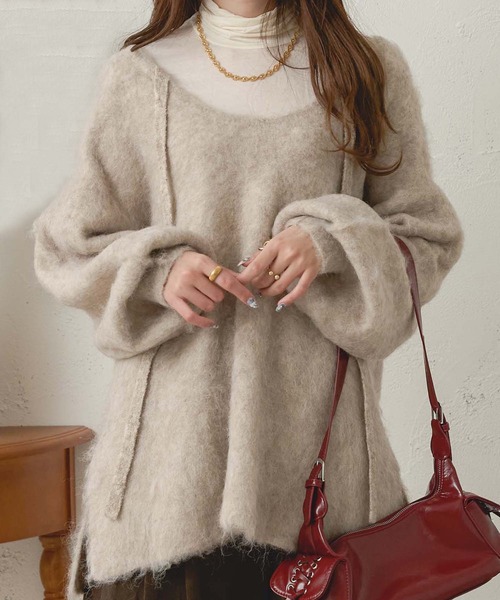 Ambre Neige(アンブルネージュ)の「ルーズシャギーVネックニット/WEB/EC限定商品(ニット/セーター・レディース・ダークブラウン/オレンジ/アイボリー/ライトブルー・FREE)」の2枚目の写真