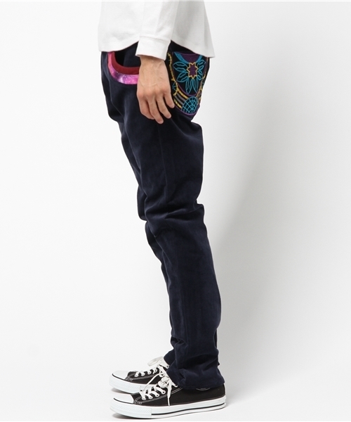 ALDIES（アールディーズ）の「CD Decoration Skinny ストレッチコーデュロイ 刺繍入り スキニー（その他パンツ・メンズ・その他/ネイビー/ブラウン/グレー・SMALL/LARGE/MEDIUM）」の5枚目の写真