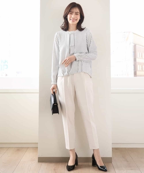 OFUON le MK（オフオンルエムケー）の「[名品シリーズ]ストレッチテーパードパンツ/WEB限定サイズあり/洗える（スラックス・レディース・アイボリー/ネイビー/モカ・42/40/38/36）」の6枚目の写真