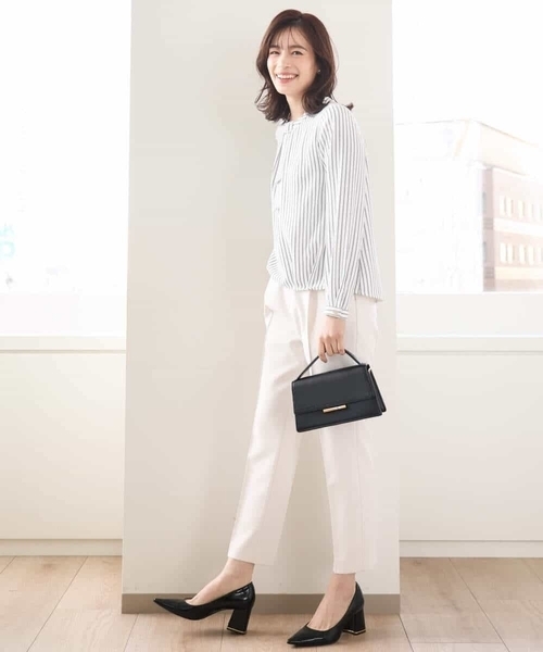 OFUON le MK（オフオンルエムケー）の「[名品シリーズ]ストレッチテーパードパンツ/WEB限定サイズあり/洗える（スラックス・レディース・アイボリー/ネイビー/モカ・42/40/38/36）」の7枚目の写真