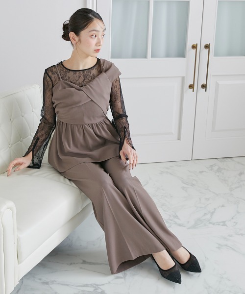 Jolie et Jolie（ジョリーエジョリー）の「アシメカッティング風トップス＋ワイドパンツセットアップドレス（パンツドレス・レディース・ライトブラウン/ブラック/チャコールグレー・L/M）」の17枚目の写真