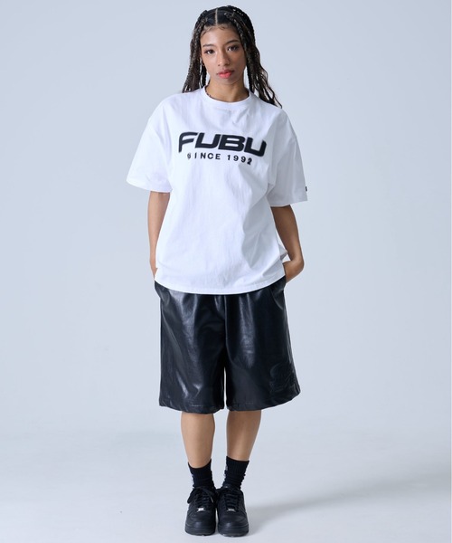 FUBU( フブ)の「FUBU フブ ブランド ロゴ 刺繍 アメカジ クルーネック 半袖 Tシャツ ティーシャツ(Tシャツ/カットソー・メンズ・ホワイト/ブラック/ライトブルー・L/XL/XXL/M)」の11枚目の写真