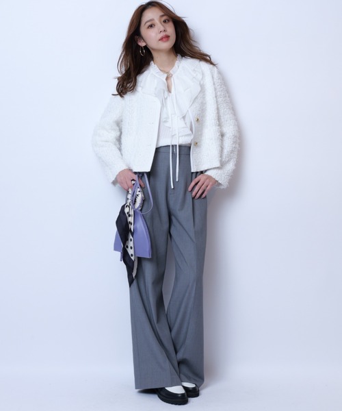 JUSGLITTY（ジャスグリッティー）の「シアーストライプラッフルブラウス（シャツ/ブラウス・レディース・ブラック/ホワイト・2/1）」の10枚目の写真