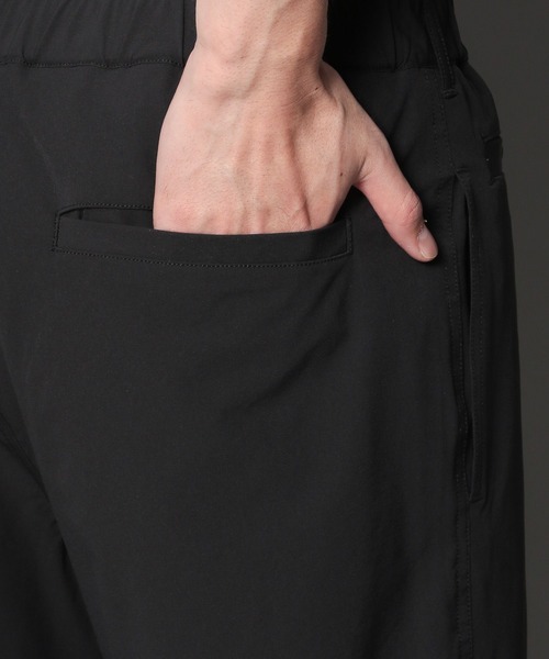 BAYFLOW（ベイフロー）の「【BUDDIES Dept.】ナイロントラウザー[ストレッチ・イージーケア・マシンウォッシャブル]（その他パンツ・メンズ・ブラック/グレー・MEDIUM/LARGE）」の12枚目の写真