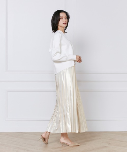 INED（イネド）の「TCストレッチ スムースカーディガン（カーディガン/ボレロ・レディース・ベージュ/オフホワイト/ブルー・9号）」の6枚目の写真