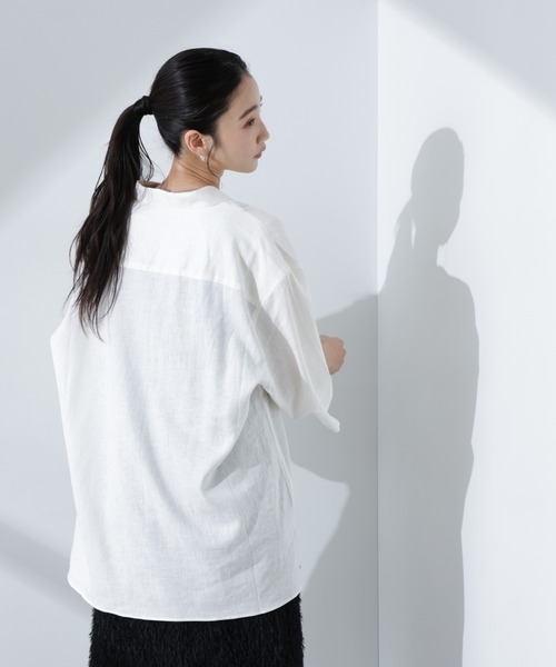 NANO universe(ナノユニバース)の「Anti Smell Linen プルオーバーVネックシャツ(シャツ/ブラウス・レディース・ホワイト/ブラック/ベージュ・FREE)」の5枚目の写真