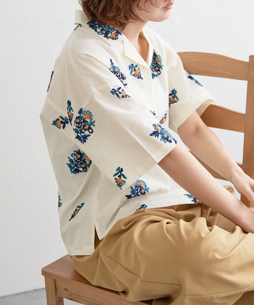 notch.（ノッチ）の「【 notch. by yui 】エンブロイダリーオープンカラーシャツ（シャツ/ブラウス・レディース・ブルー/オフホワイト/イエロー/ブラウン・M）」の14枚目の写真