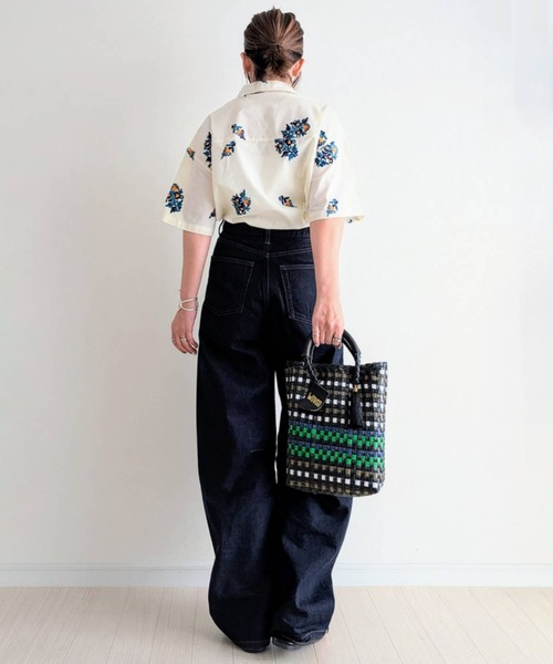 notch.（ノッチ）の「【 notch. by yui 】エンブロイダリーオープンカラーシャツ（シャツ/ブラウス・レディース・ブルー/オフホワイト/イエロー/ブラウン・M）」の12枚目の写真