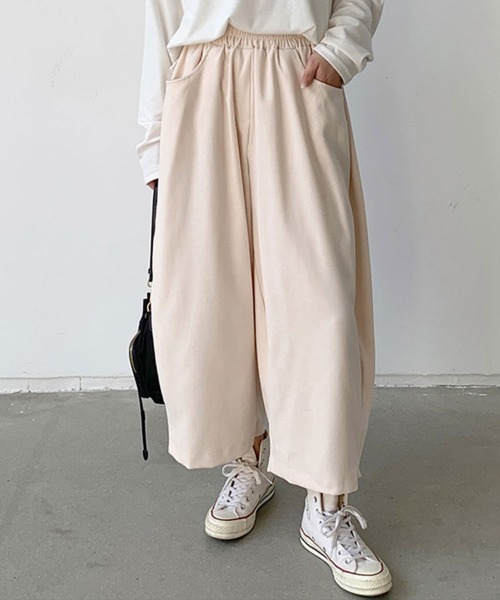 SallyLunn(サリーラン)の「ワイドコクーンパンツ(その他パンツ・レディース・ブラック/アイボリー/ブルー・MEDIUM/LARGE)」の9枚目の写真