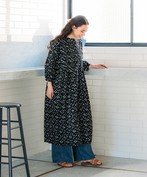 ワンダフルワールド♡モノトーンバラ♡ピンタックデザインのワンピース セール】インド ピンタックワンピース/マオカラーシャツワンピース