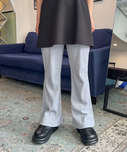 PILIT（ピリット）の「リブフレアパンツ（その他パンツ・レディース・ブラック/オフホワイト/杢グレー/ピンク・MEDIUM）」の5枚目の写真