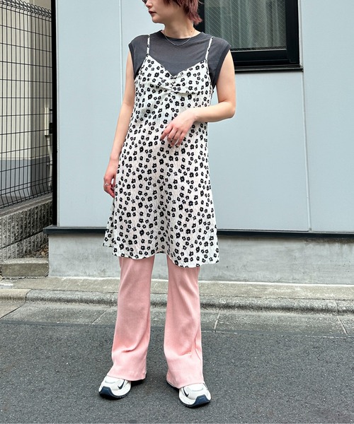 PILIT（ピリット）の「リブフレアパンツ（その他パンツ・レディース・ブラック/オフホワイト/杢グレー/ピンク・MEDIUM）」の10枚目の写真