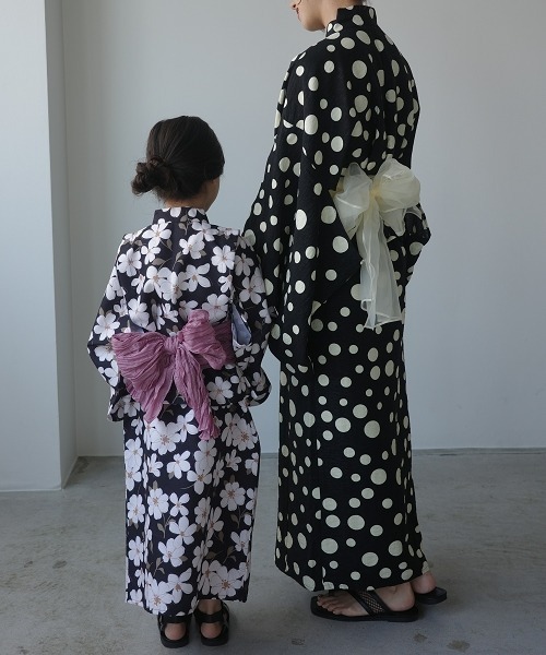 Neina（ネイナ）の「【浴衣】ドット柄ワンピース浴衣セット（上衣＋ワンピース＋帯） 〔Neina〕（浴衣・レディース・ホワイト系/ブラック系・FREE）」の6枚目の写真