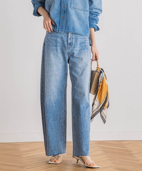 Droite lautreamont(ドロワットロートレアモン)の「カーブデニムパンツ≪洗濯機で洗える≫(デニムパンツ・レディース・ブルー・M)」の3枚目の写真