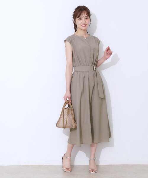 couture brooch（クチュールブローチ）の「【ドライタッチ・しわになりにくい・通勤】麻調シャツワンピース（ワンピース・レディース・ブルー/ブラウン系/ネイビー・38/36/42/40）」の10枚目の写真