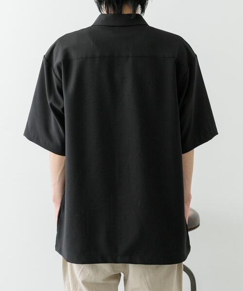 ITEMS URBANRESEARCH（アイテムズ アーバンリサーチ）の「2wayストレッチスナップ半袖シャツ（シャツ/ブラウス・メンズ・ベージュ/ネイビー/グレー/ブラック/ライトベージュ・MEDIUM/LARGE）」の20枚目の写真