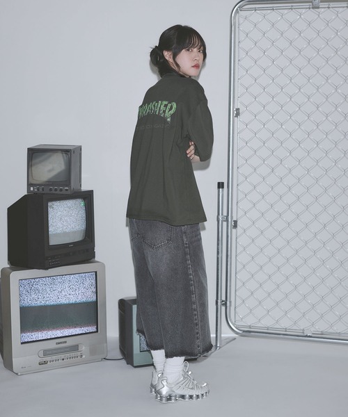THRASHER(スラッシャー)の「THRASHER×MSG 別注 ボックスシルエット 加工プリント 半袖Tシャツ(Tシャツ/カットソー・メンズ・ブラック/ホワイト/チャコール・S/M/L/XL)」の16枚目の写真