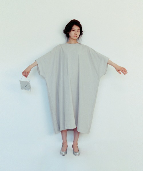 COSMIC WONDER（コズミックワンダー）の「Cotton flax poplin folk dress（ワンピース・レディース・ブラック/ライトグレー・FREE）」の2枚目の写真