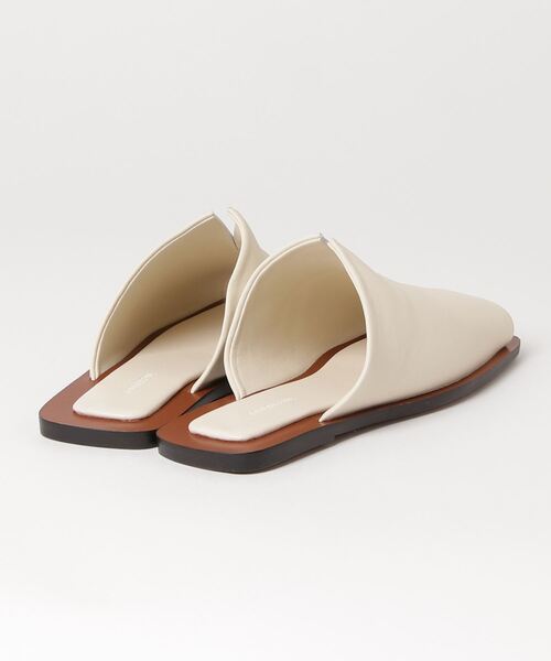 TODAYFUL（トゥデイフル）の「TODAYFUL Leather Slit Sandals