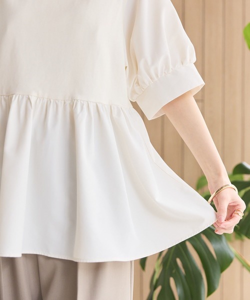 AMERICAN HOLIC（アメリカンホリック）の「異素材切替ペプラムプルオーバー（Tシャツ/カットソー・レディース・アイボリー/ライトベージュ/ブラック・L/M）」の19枚目の写真