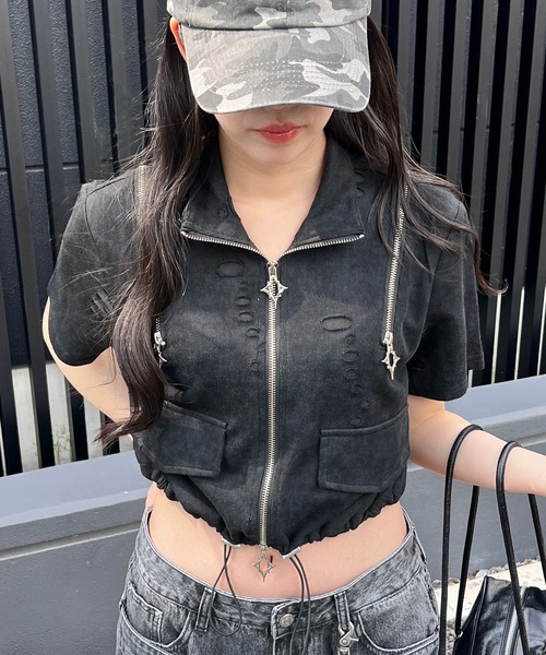 Figments（フィグメンツ）の「半袖クロップドショルダーZIPトップ（シャツ/ブラウス・レディース・ブラック/スミクロ・FREE）」の8枚目の写真