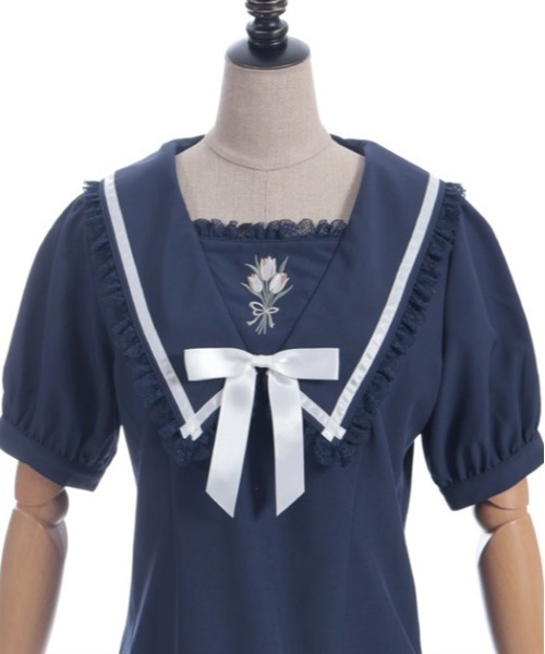 axes femme POETIQUE（アクシーズファムポエティック）の「リボン付チューリップ刺繍ブラウス（シャツ/ブラウス・レディース・キナリ/ネイビー/ラベンダー・MEDIUM）」の20枚目の写真