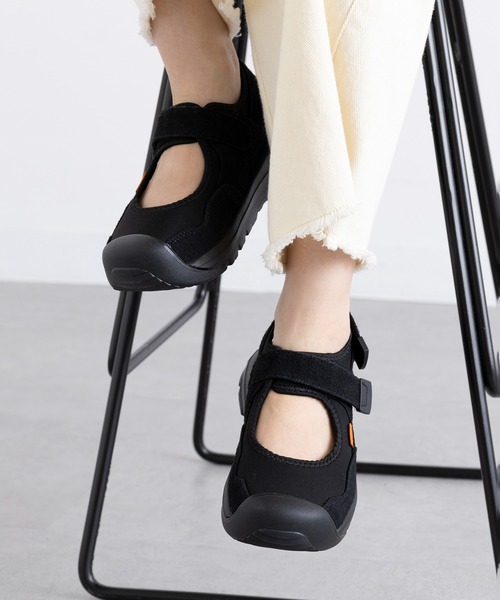 UNIVERSAL OVERALL（ユニバーサルオーバーオール）の「【UNIVERSAL OVERALL】UO33 サンダル（サンダル・メンズ・ホワイト/ブラック・6/8/9/5/7）」の8枚目の写真