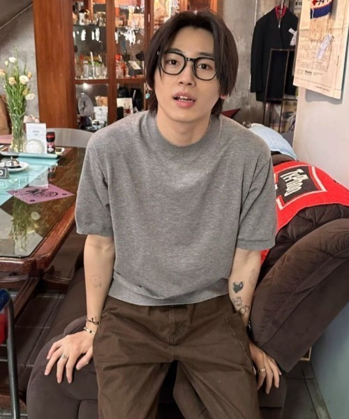 FreeZone(フリーゾーン)の「モックネック半袖ニット(Tシャツ/カットソー・メンズ・グレー/ブラック/ホワイト・F)」の12枚目の写真
