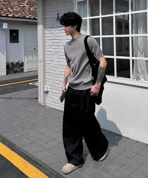 FreeZone(フリーゾーン)の「モックネック半袖ニット(Tシャツ/カットソー・メンズ・グレー/ブラック/ホワイト・F)」の8枚目の写真