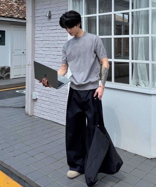 FreeZone(フリーゾーン)の「モックネック半袖ニット(Tシャツ/カットソー・メンズ・グレー/ブラック/ホワイト・F)」の4枚目の写真