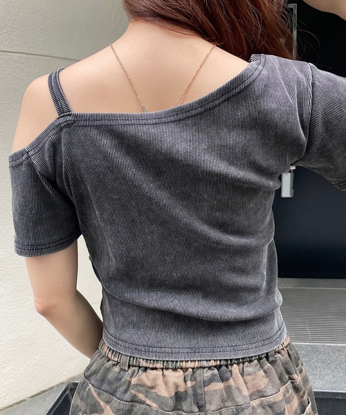 ROGER AND RAW(ロジャーアンドロウ)の「ワンショルダー半袖ドロストトップス(Tシャツ/カットソー・レディース・ホワイト/ブラック/グレー/杢グレー/カーキ・FREE)」の9枚目の写真
