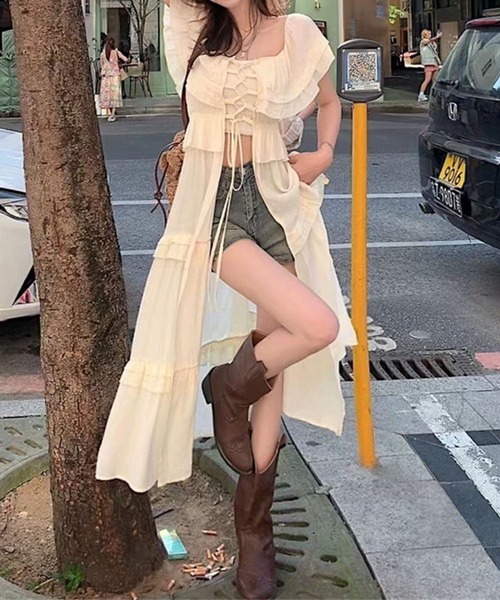 GLAMOROUS JANE(グラマラスジェーン)の「オフショルティアードフリルロングチュニック(シャツ/ブラウス・レディース・アイボリー・M/L)」の3枚目の写真