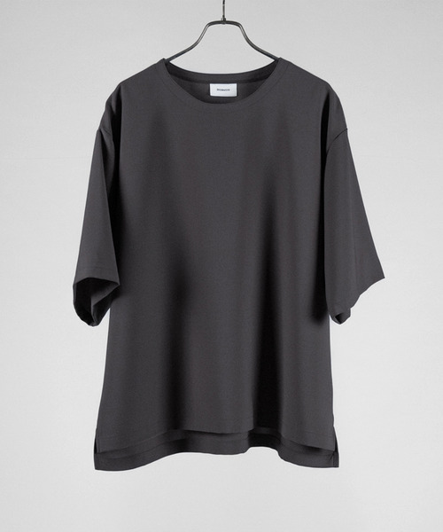 Iroquois(イロコイ)の「IROQUOIS イロコイ / E TWILL STRETCH T-SHIRTS 速乾ツイルストレッチTシャツ / 300000(Tシャツ/カットソー・メンズ・ブラック/ブルー/チャコールグレー・1/2/3)」の2枚目の写真