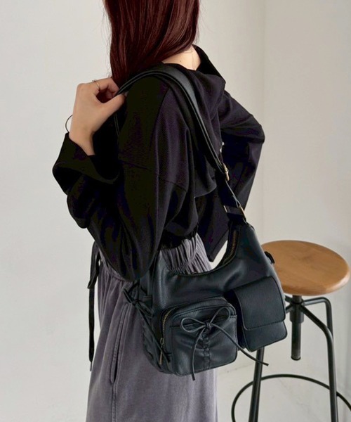 one after another NICE CLAUP(ワンアフターアナザーナイスクラップ)の「【2点セット】ショートボレロパーカー+ドロストミニワンピース(ワンピース・レディース・ホワイト/グレー系その他/ブラック/ホワイト×グレー・FREE)」の5枚目の写真