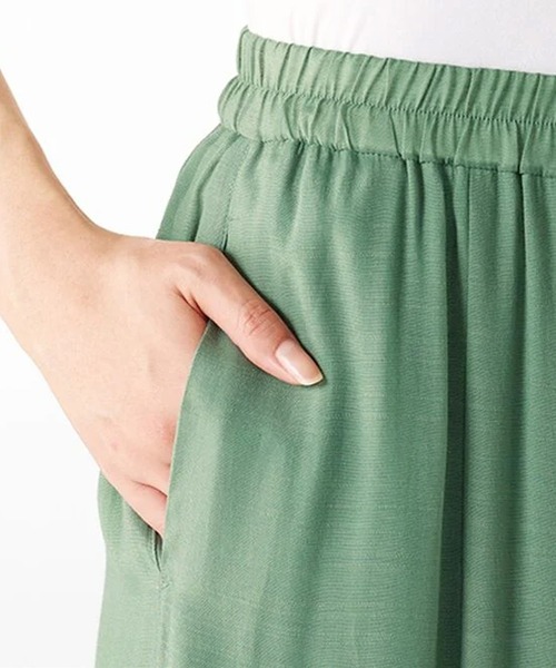 BELLUNA PLUS(ベルーナ)の「スラブ素材ポケット付ガウチョパンツ53丈(その他パンツ・レディース・ターコイズブルー/ネイビー/マスタード/オリーブ・X-LARGE/MEDIUM/LARGE/SMALL)」の9枚目の写真