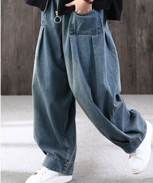 SallyLunn(サリーラン)の「ワイドデニムサルエルパンツ(その他パンツ・レディース・ブルー・MEDIUM/LARGE)」の1枚目の写真